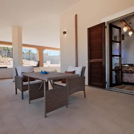 Radici Di Luna Exclusive Design Gasthuis Castelsardo