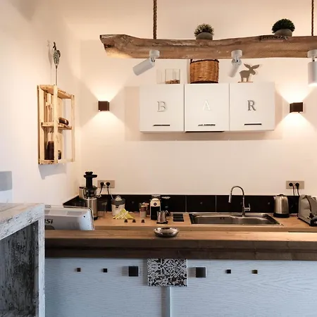 Radici Di Luna Exclusive Design Πανσιόν