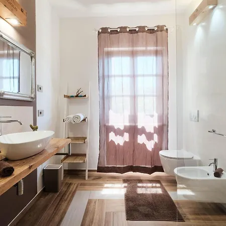 Radici Di Luna Exclusive Design Konukevi 4*