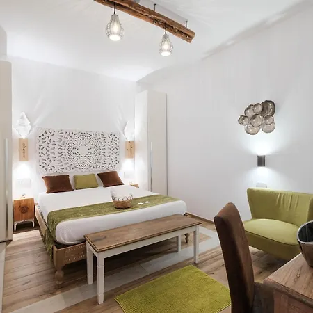Radici Di Luna Exclusive Design 4*