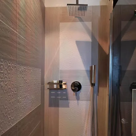 Πανσιόν Radici Di Luna Exclusive Design